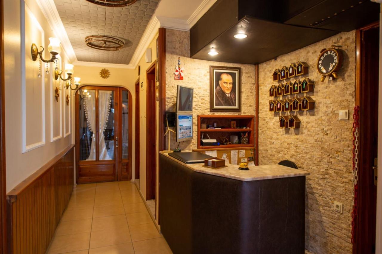 Limon Otel Foça Bagian luar foto