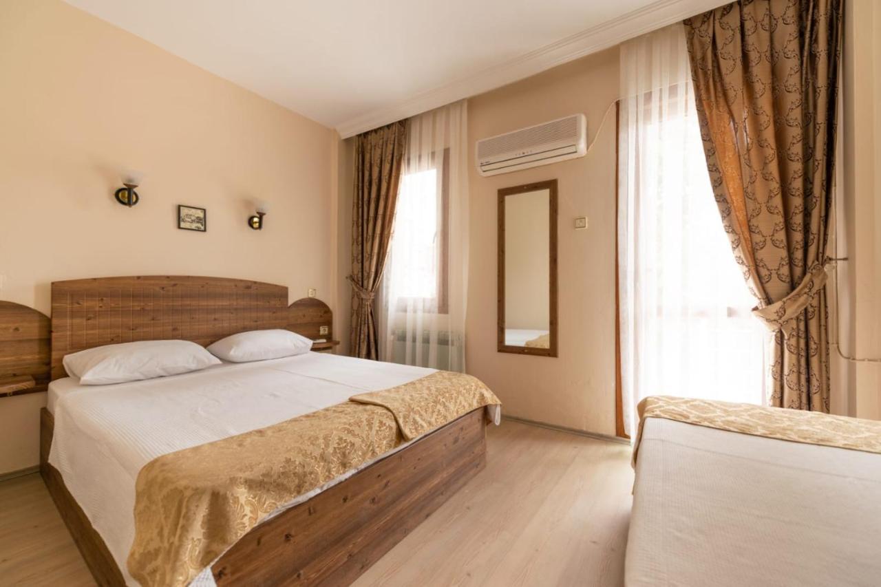 Limon Otel Foça Bagian luar foto