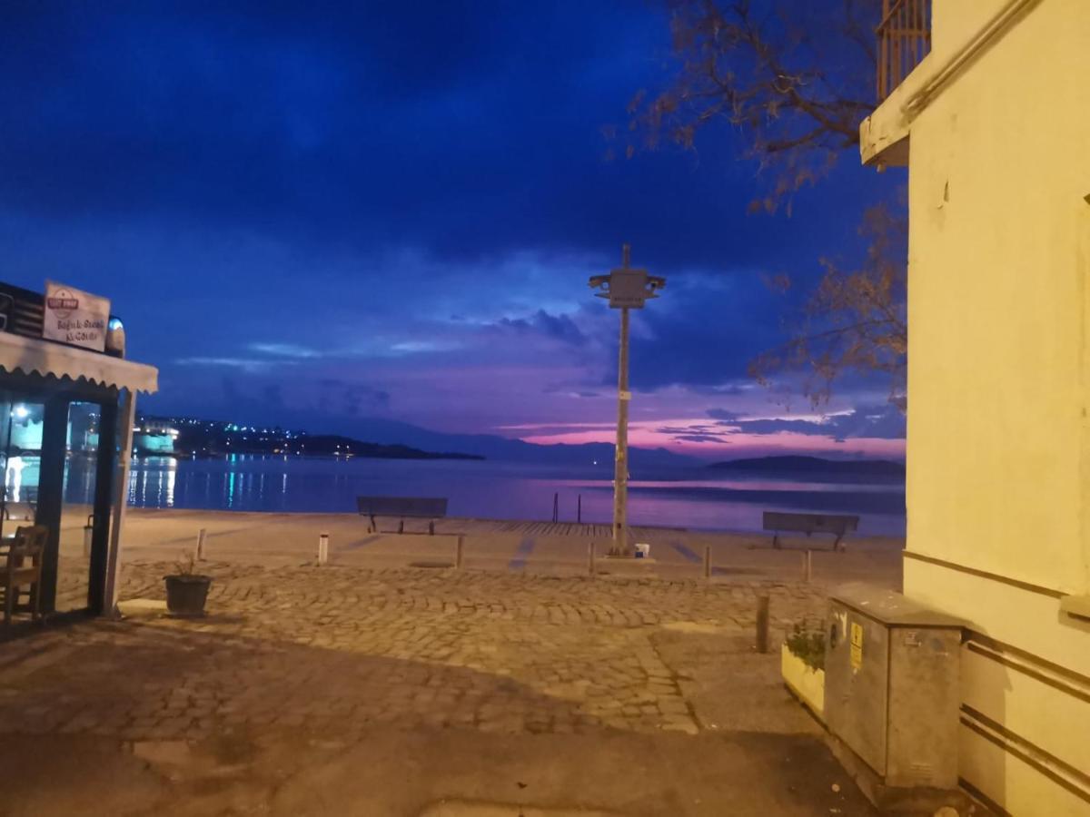 Limon Otel Foça Bagian luar foto