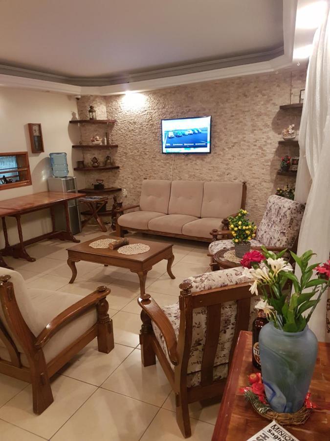 Limon Otel Foça Bagian luar foto